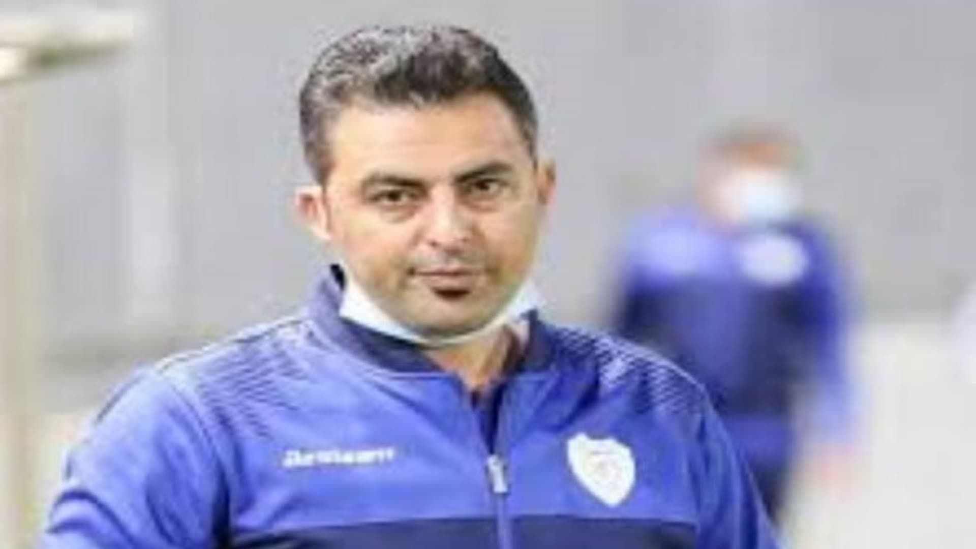 إيهاب أبو جزر