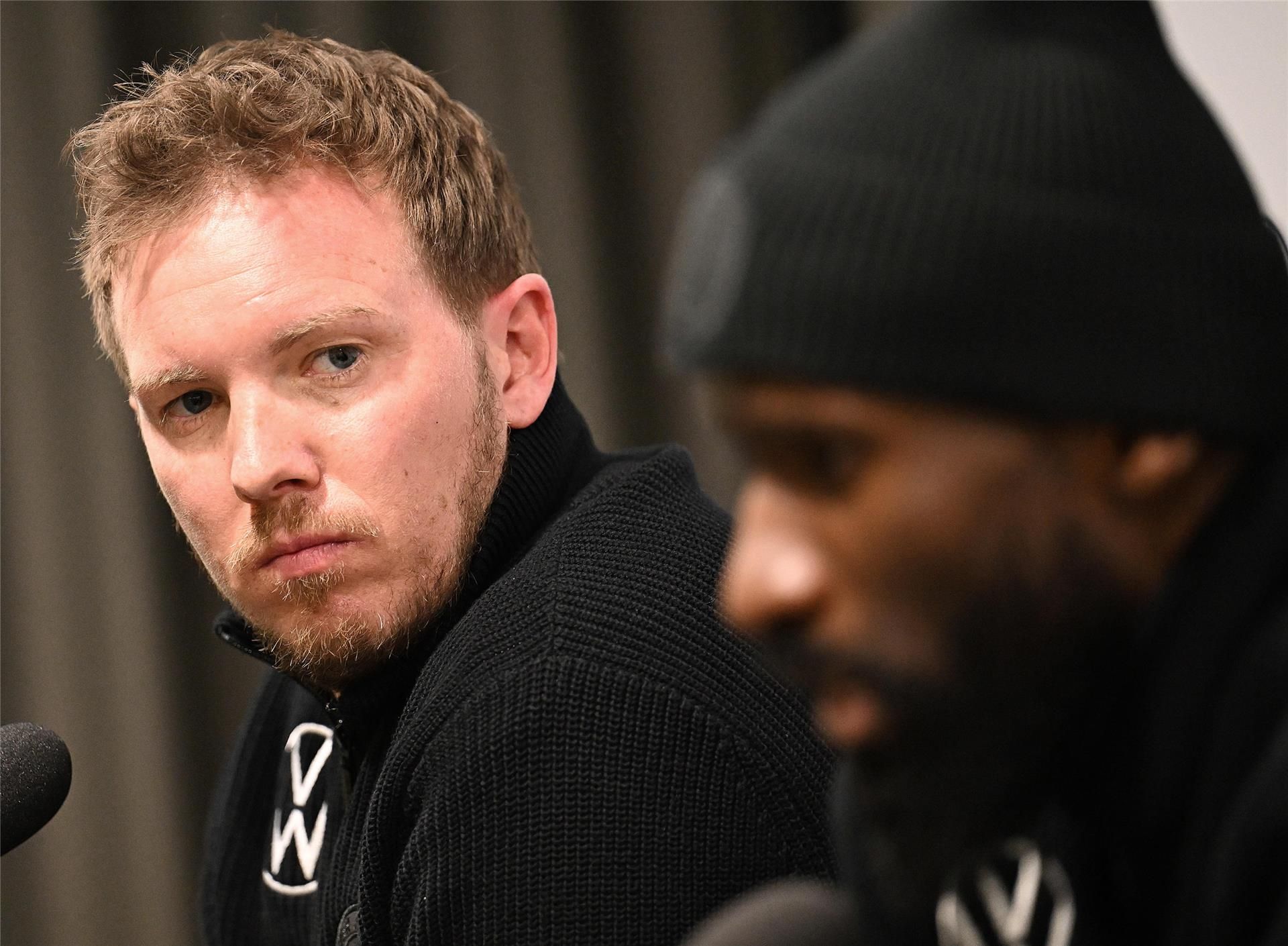 جوليان ناجلسمان