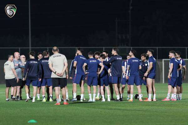 من معسكر منتخب سوريا