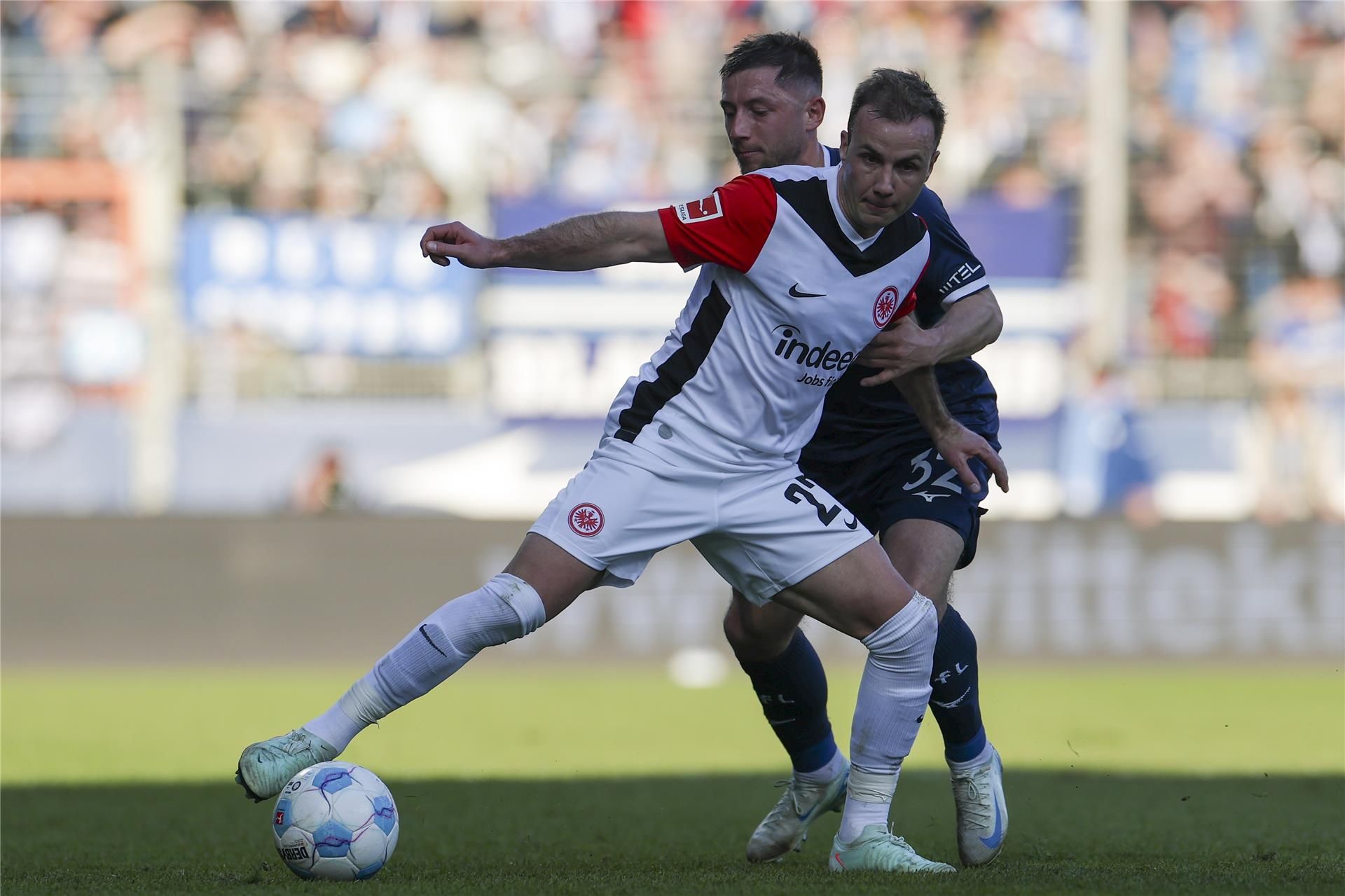 من مباراة آينتراخت فرانكفورت و بوخوم