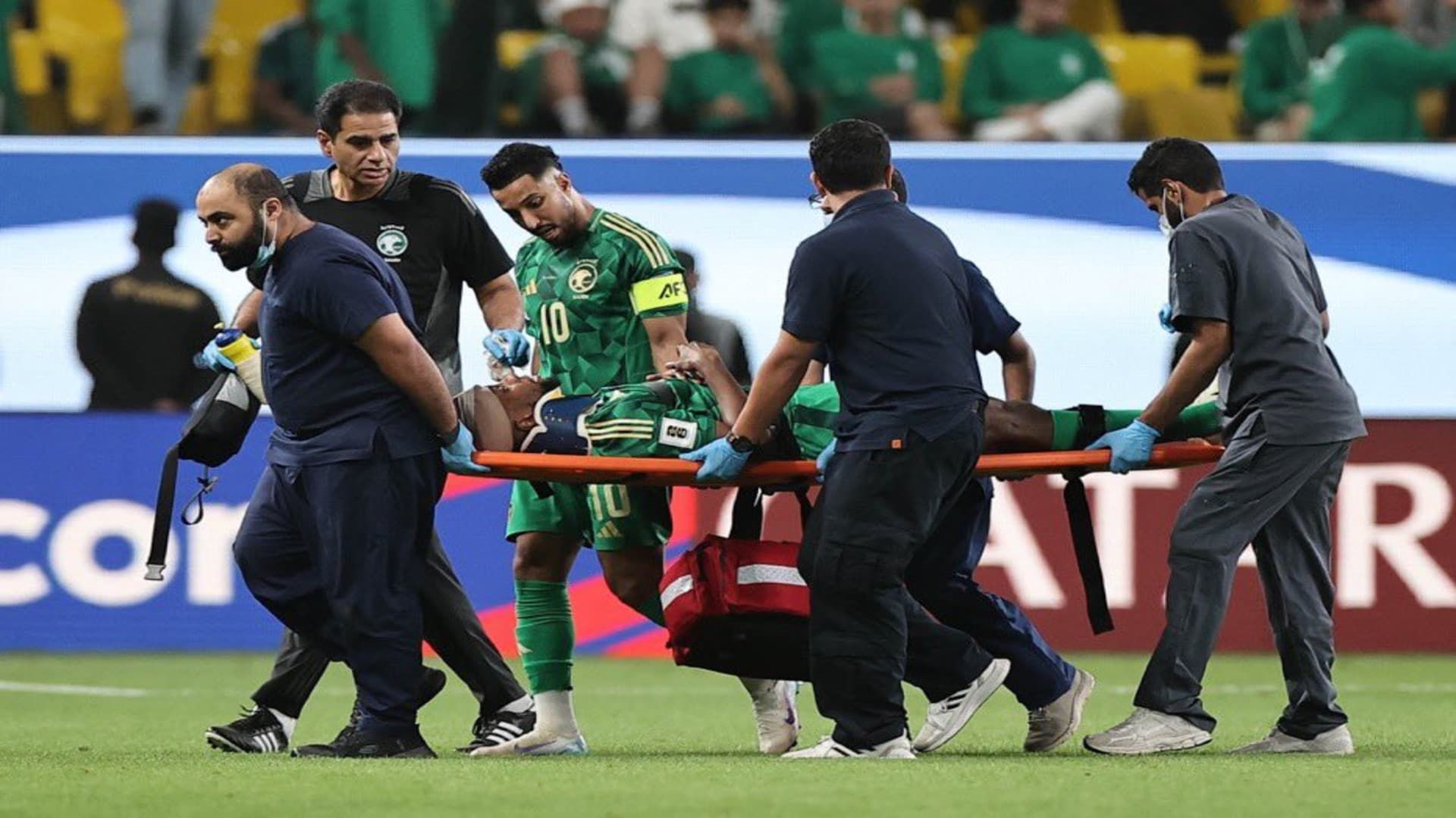 لحظة خروج حسن كادش مصابا