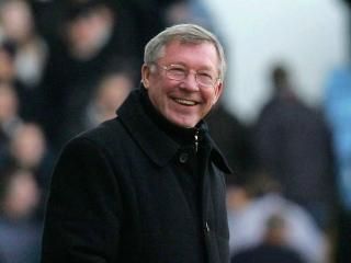 السير اليكس واثق من امكانية اشراك الثلاثي غداً