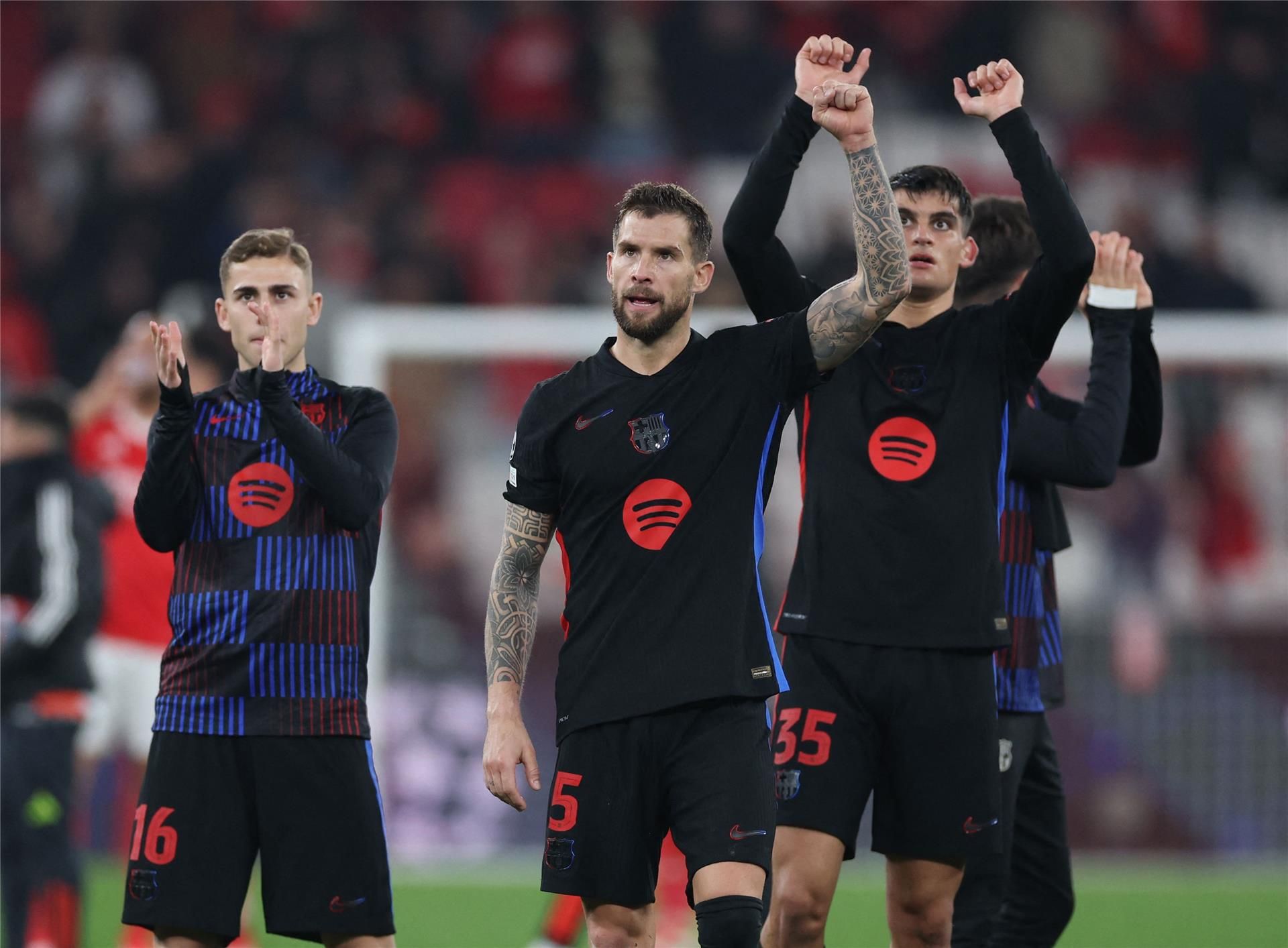 لاعبو برشلونة