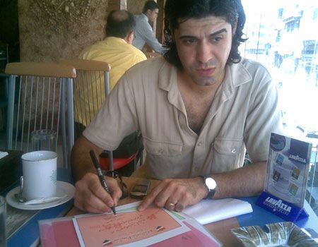 حيدر جبار يوجه بطاقة محبة إلى منتدى كووورة سورية عبر صحيفة الاتحاد