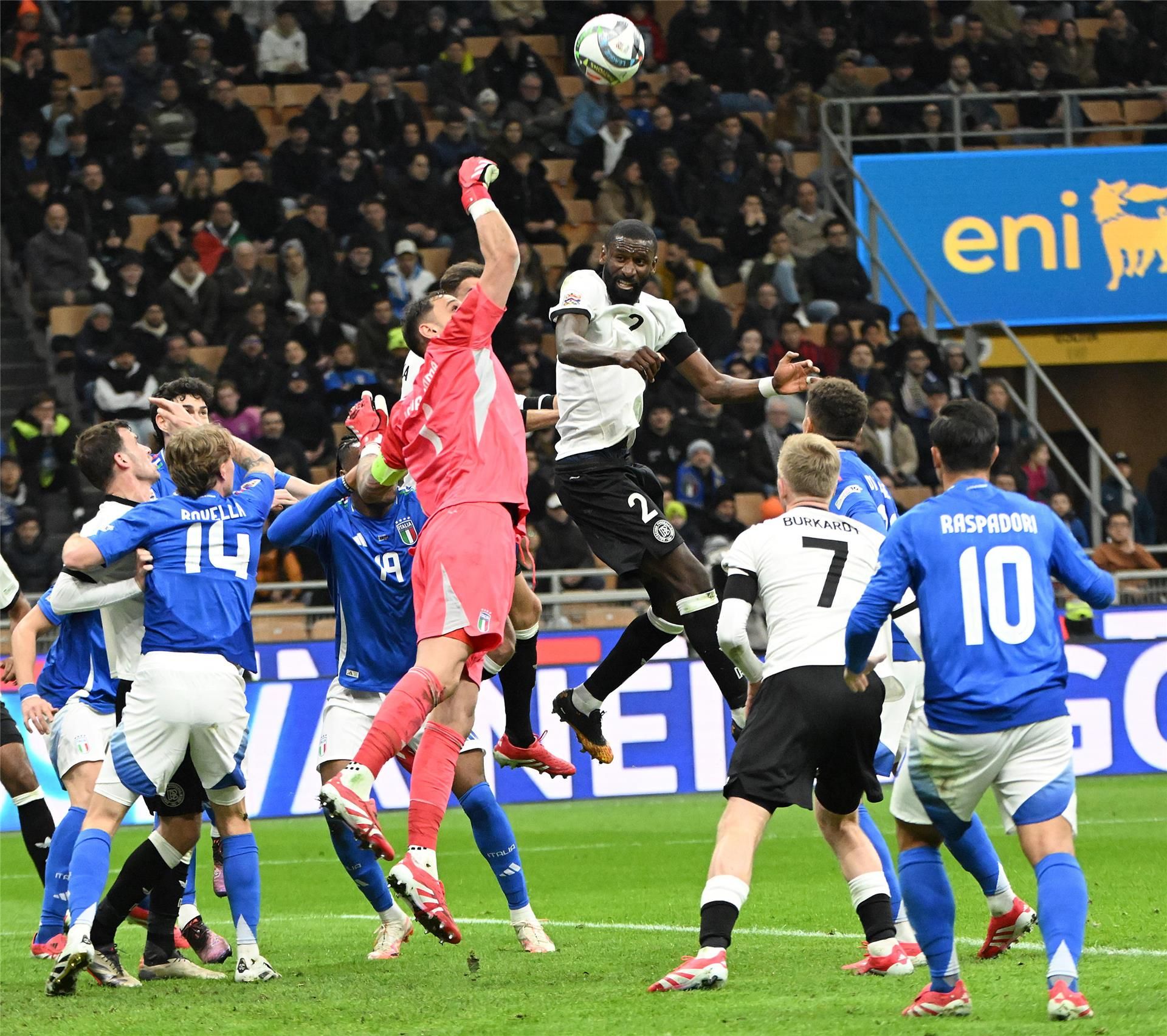 من مباراة الذهاب