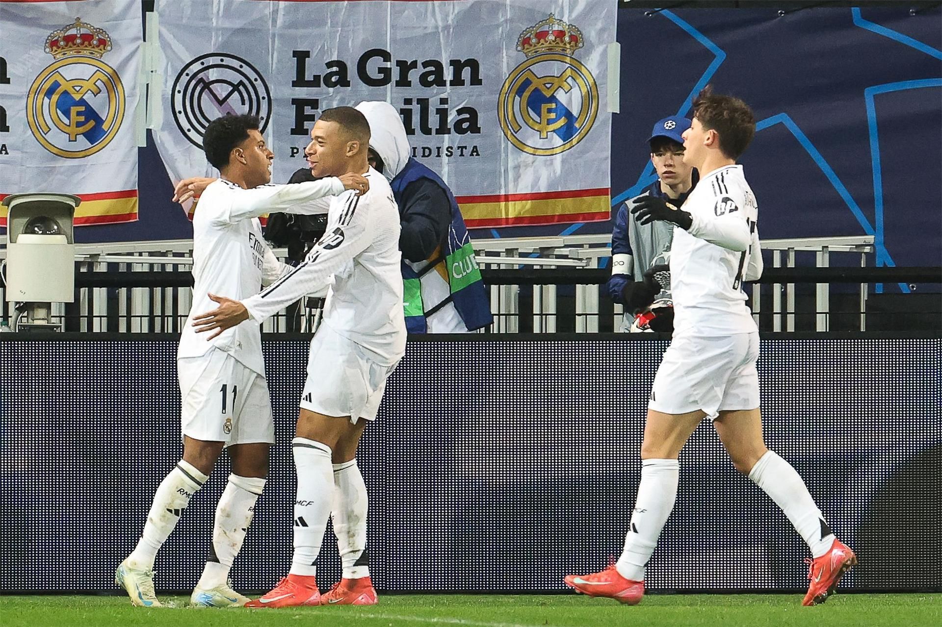 لاعبو ريال مدريد