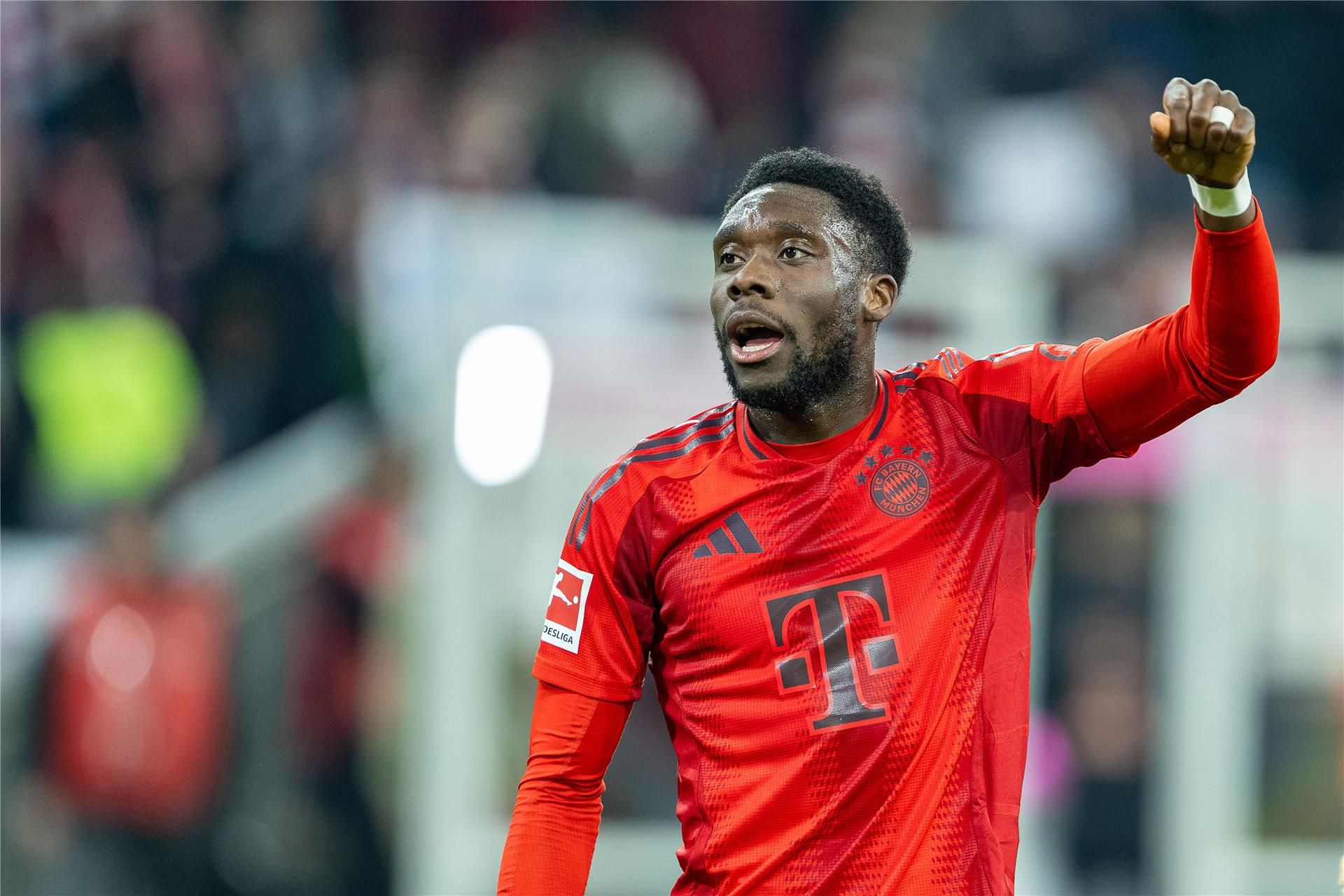 ألفونسو ديفيز