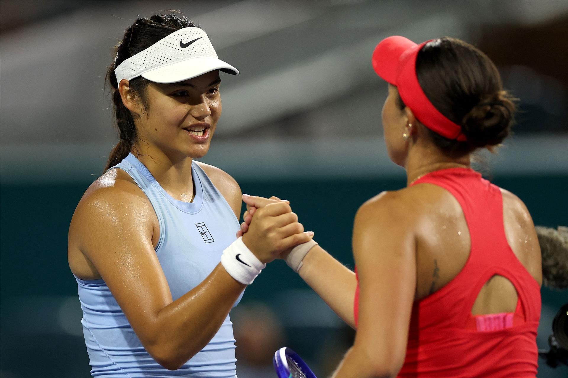 جيسيكا بيجولا وإيما رادوكانو