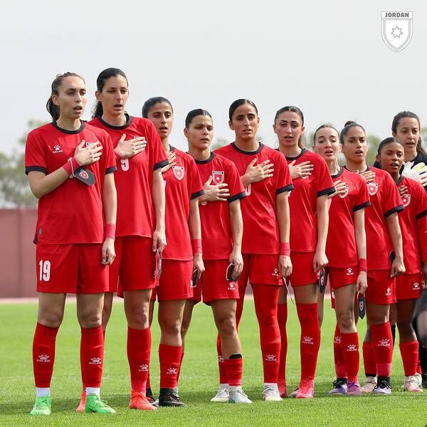 لاعبات منتخب الأردن