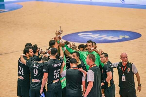 لاعبو يد الأهلي