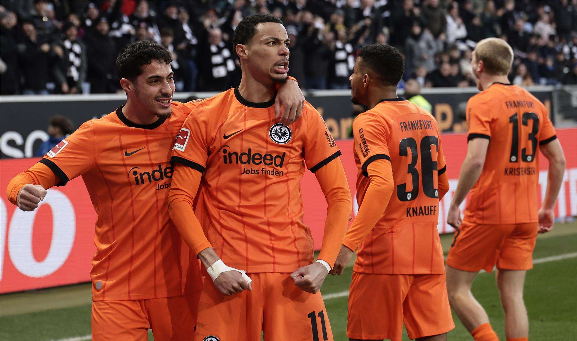 لاعبو آينتراخت فرانكفورت