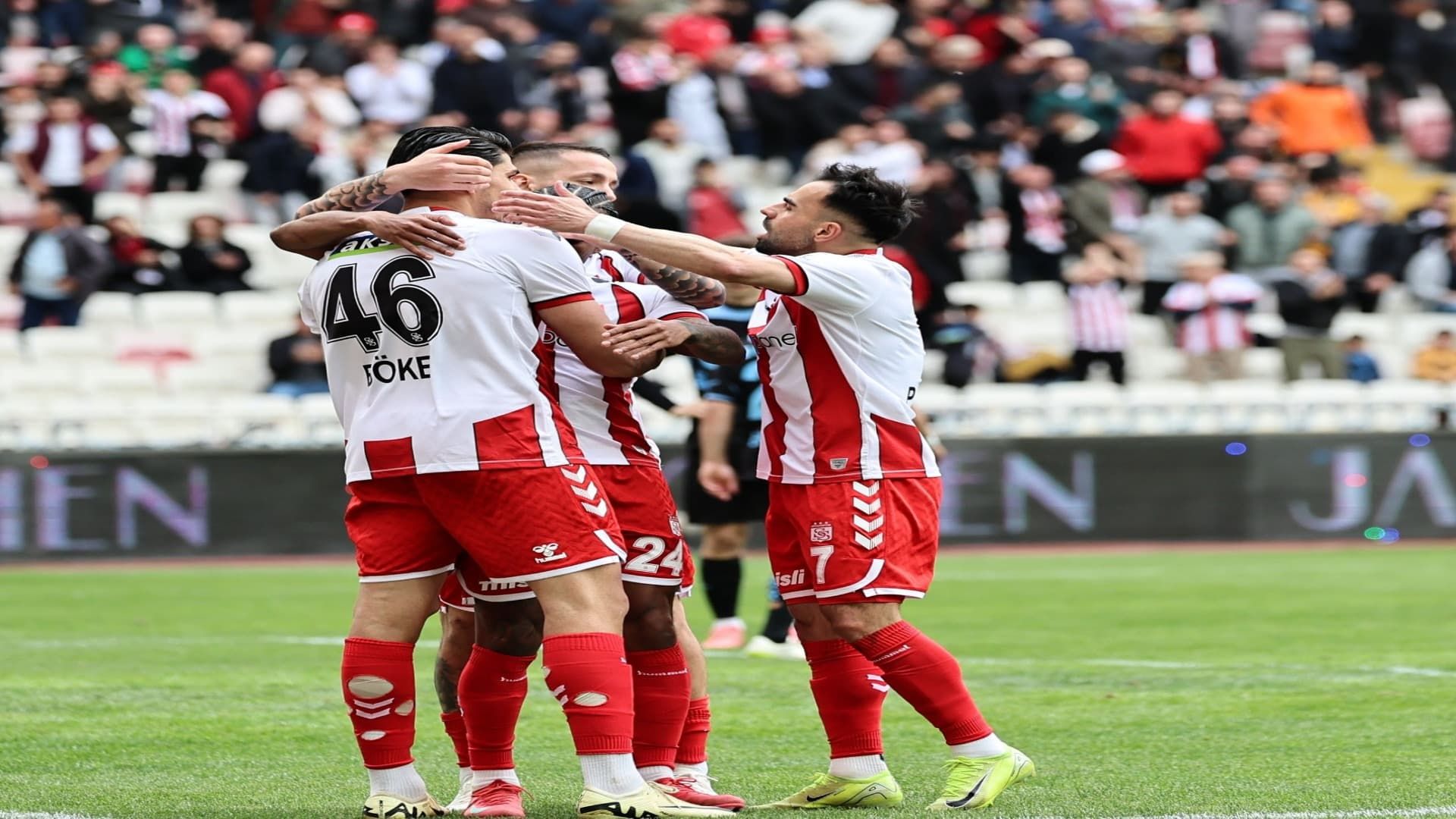 فرحة لاعبي سيفاس سبور