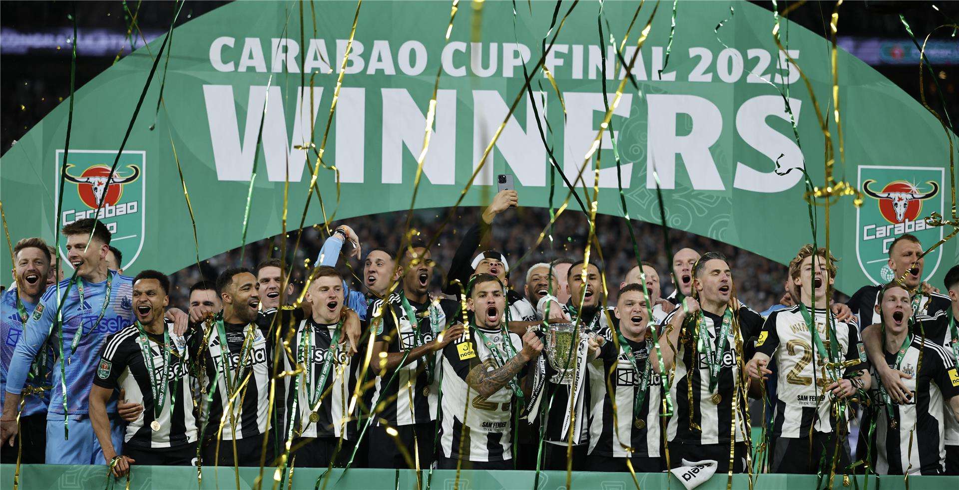 من تتويج نيوكاسل بلقب كأس الرابطة