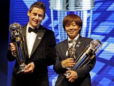 جيباروف وايضا اليابانية آيا مياما فازوا بالجائزة السنوية