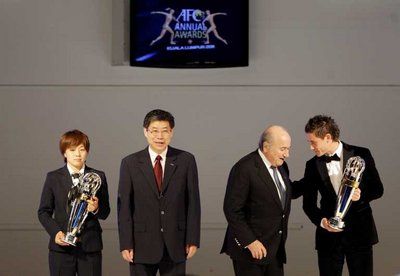 2011-11-23-00000103012952