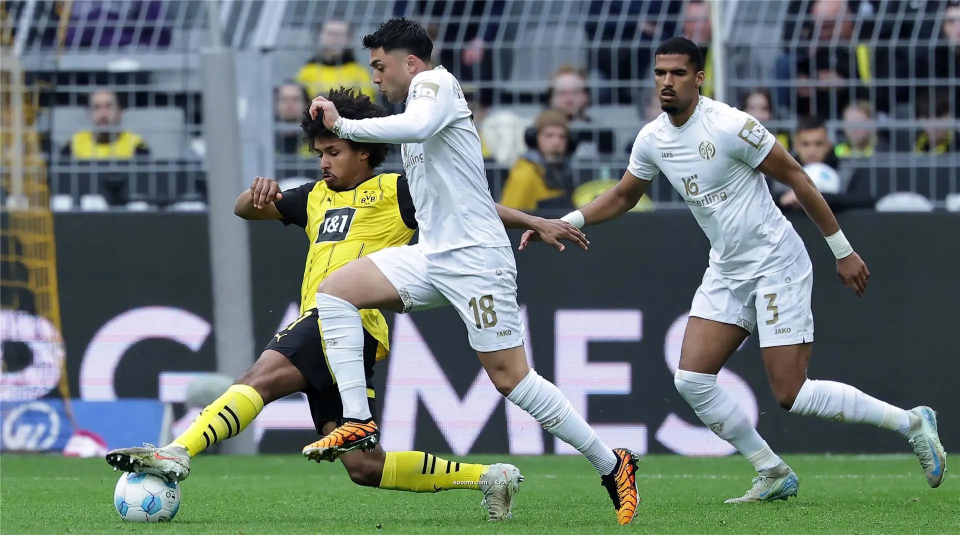 ?i=epa%2fsoccer%2f2025-03%2f2025-03-30%2f2025-03-30-11999631_epa