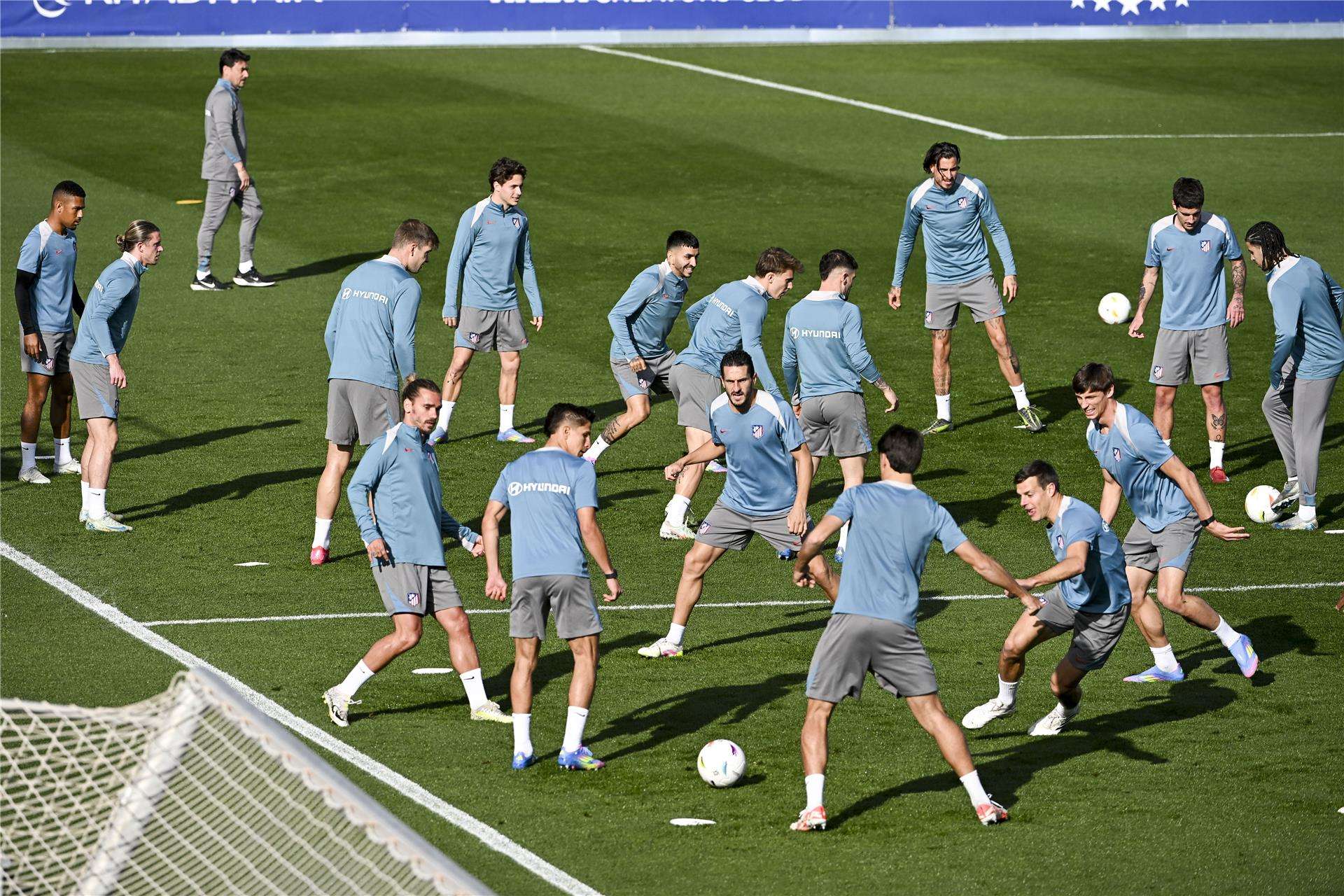 لاعبو أتلتيكو مدريد