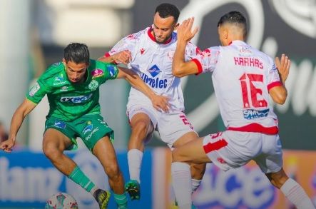 من مباراة سابقة بين الفريقين