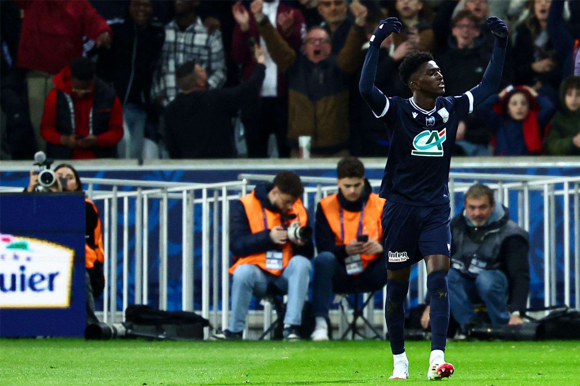 مهند آل سعد