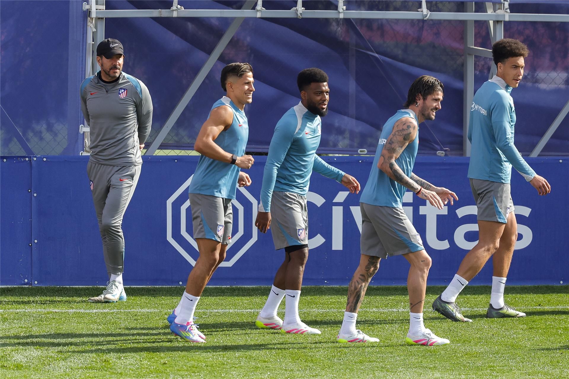 لاعبو أتلتيكو مدريد