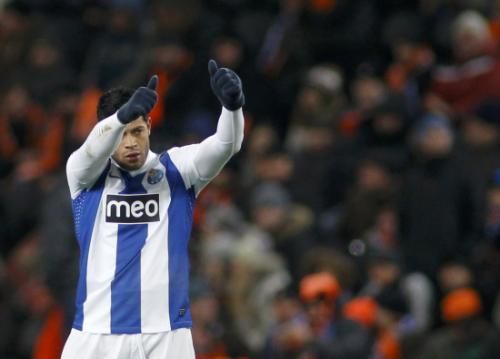 2011-11-23t214111z_01_don18_rtridsp_3_soccer-champions_reuters