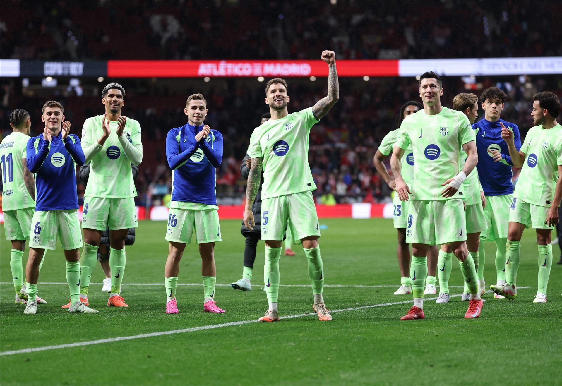 لاعبو برشلونة