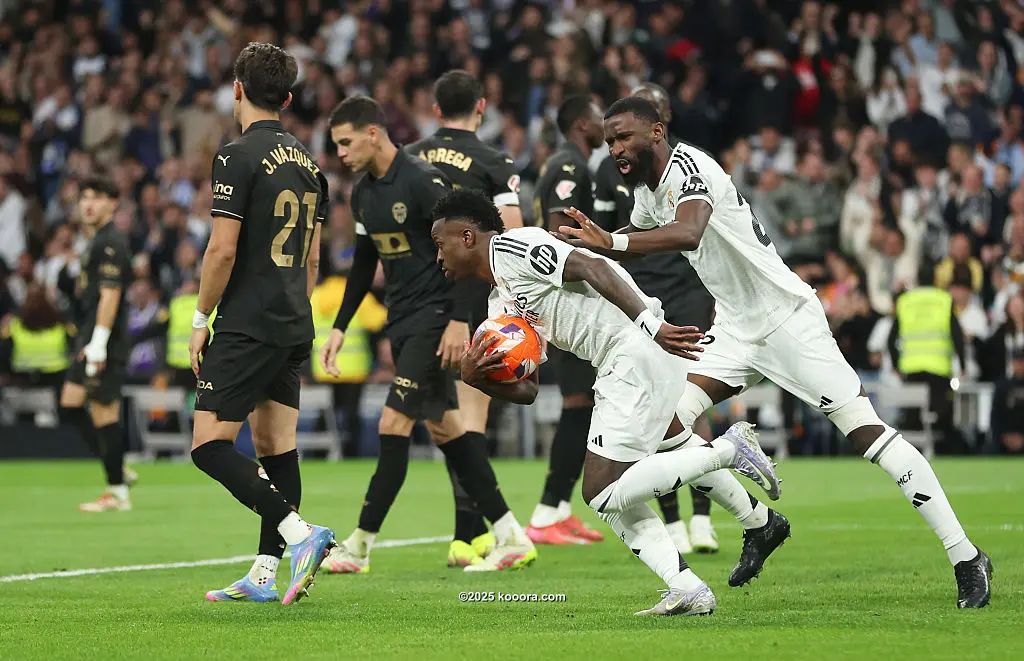 ?i=mhmed_aziz%2fkoo_2025%2fvinicius