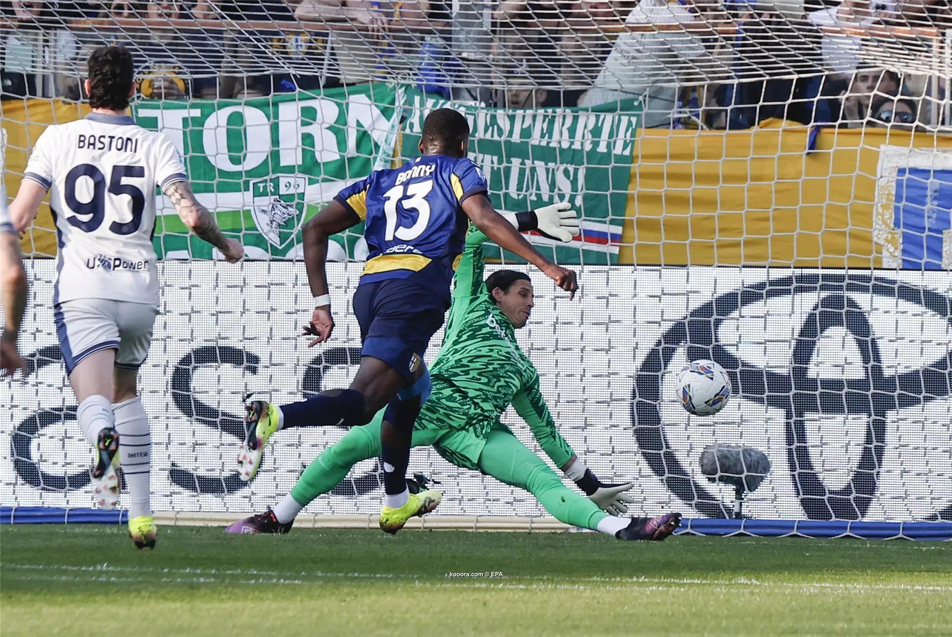 ?i=epa%2fsoccer%2f2025-04%2f2025-04-05%2f2025-04-05-12011975_epa