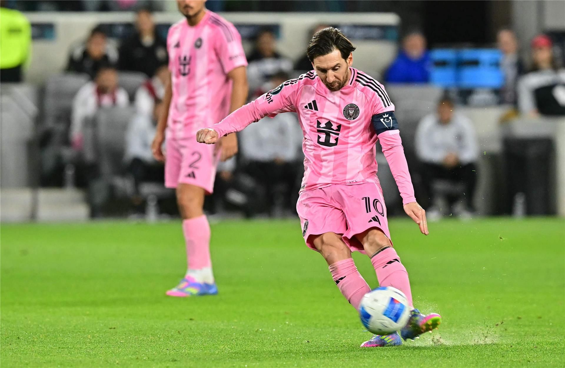 ليونيل ميسي