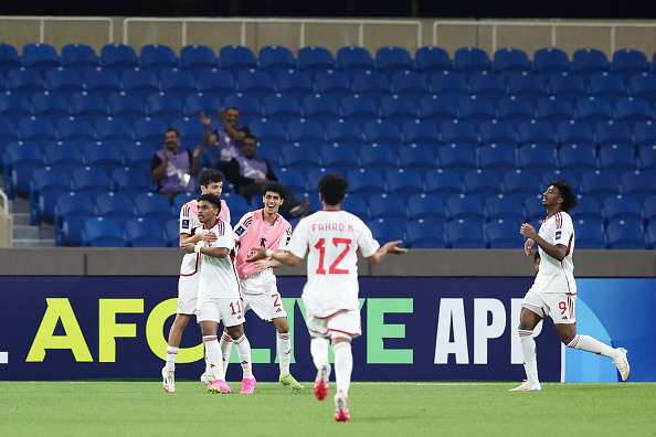 لاعبو منتخب الإمارات للناشئين