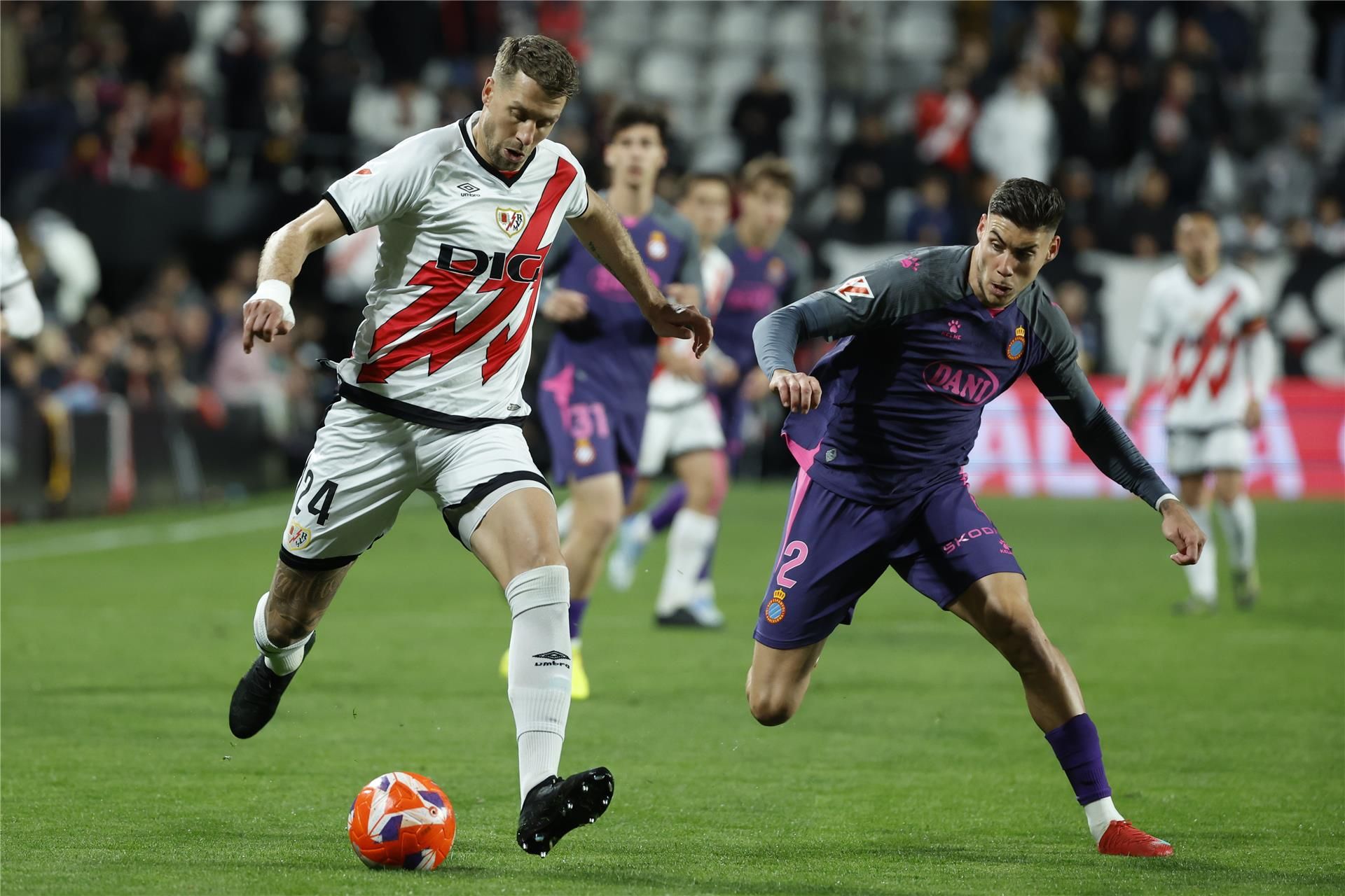 من مباريات الدوري