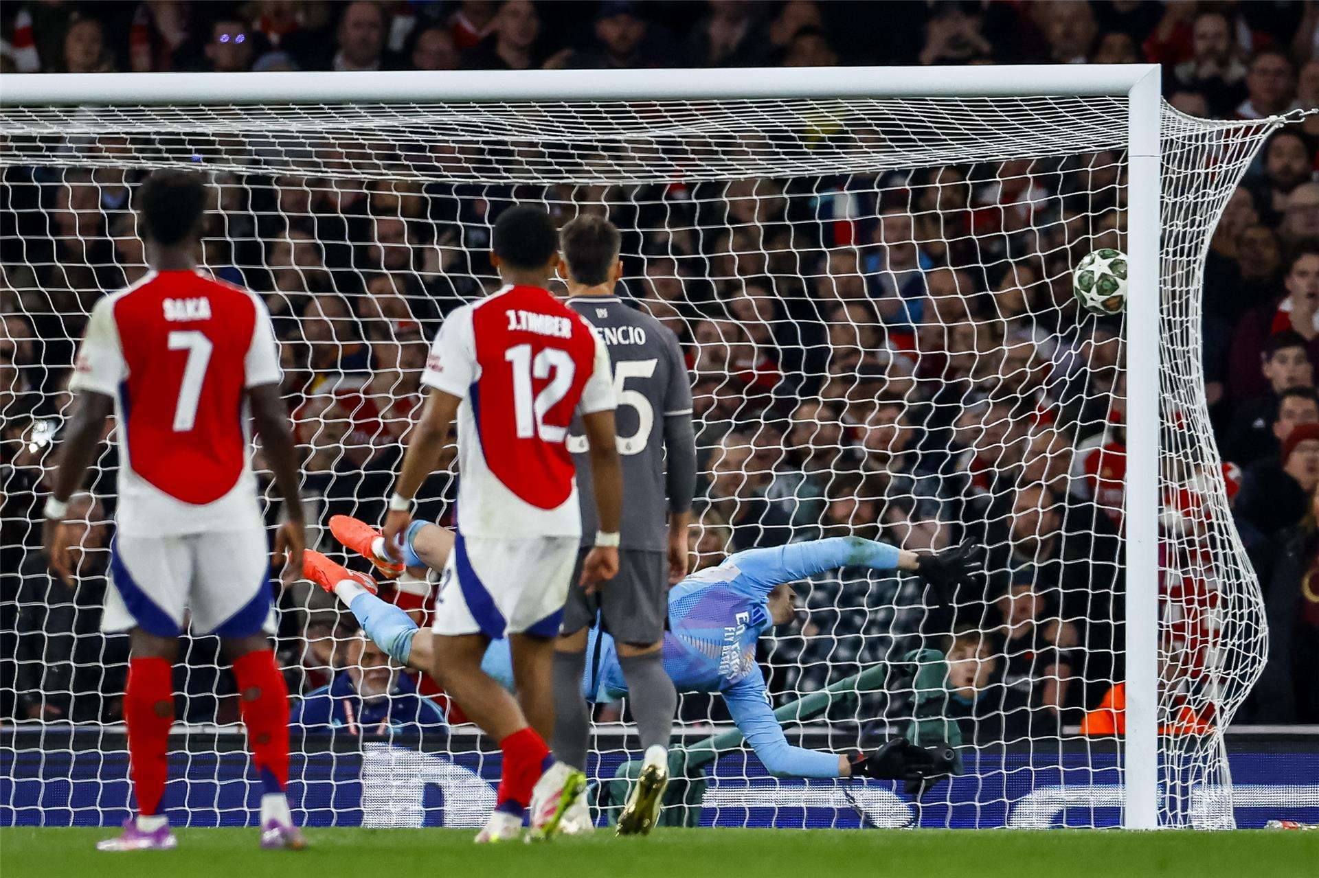 من المواجهة