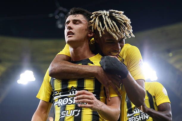 فرحة لاعبي اتحاد جدة