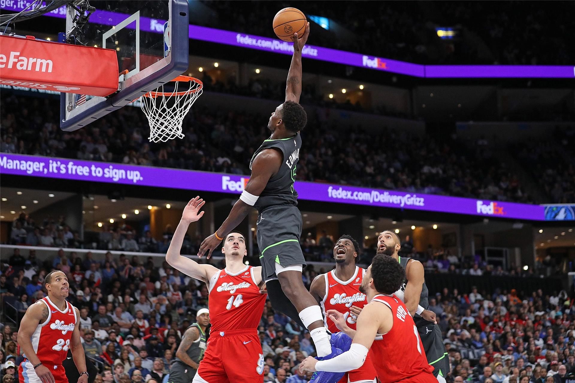 من المباراة