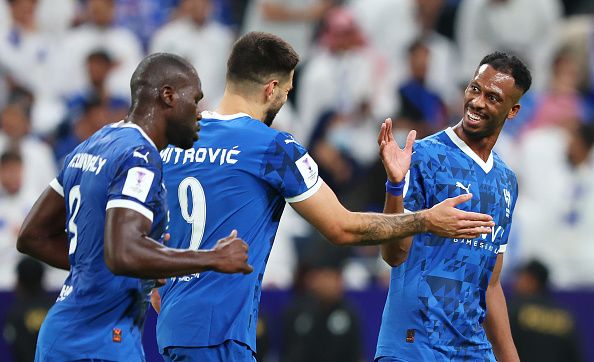 لاعبو الهلال