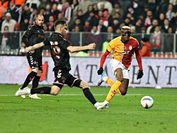 gettyimages-2209085536-594x594