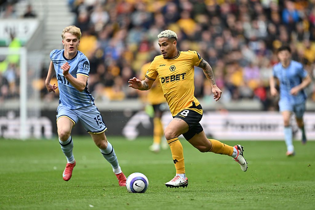 Wolverhampton%20Tottenham5