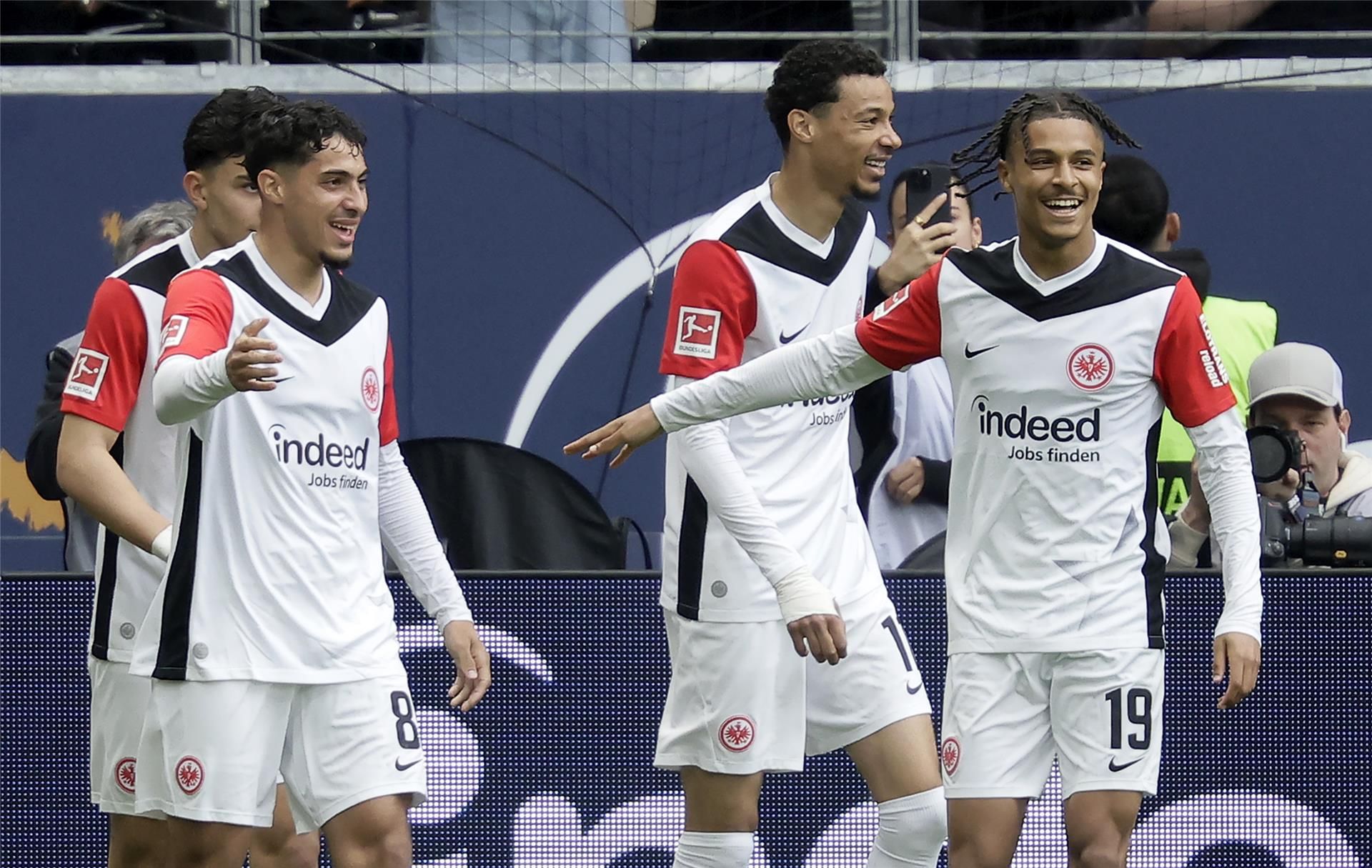 لاعبو آينتراخت فرانكفورت