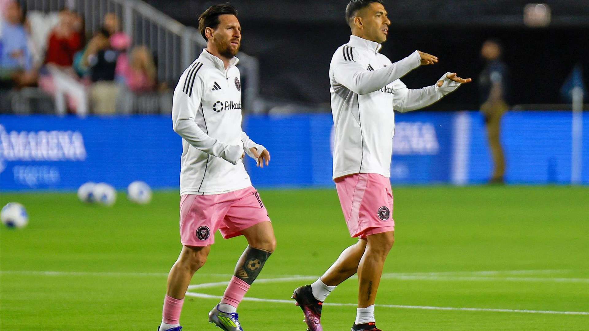 سواريز وميسي