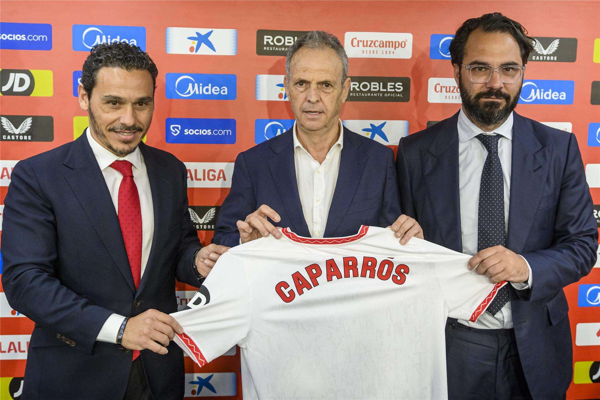 خواكين كاباروس