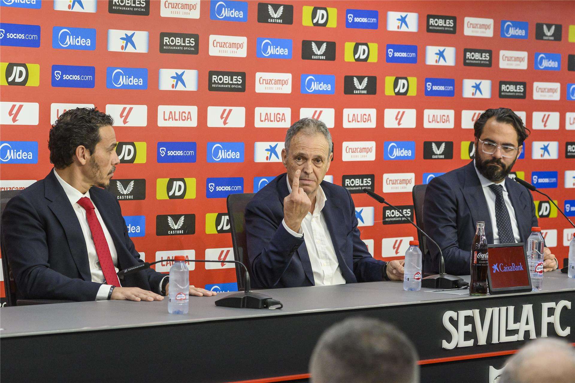 خواكين كاباروس