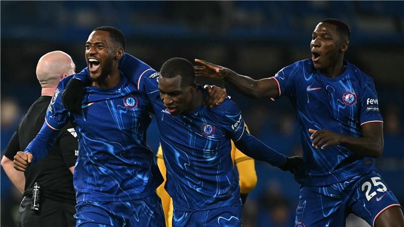 لاعبو تشيلسي