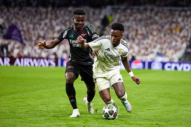 ساكا خلال المباراة