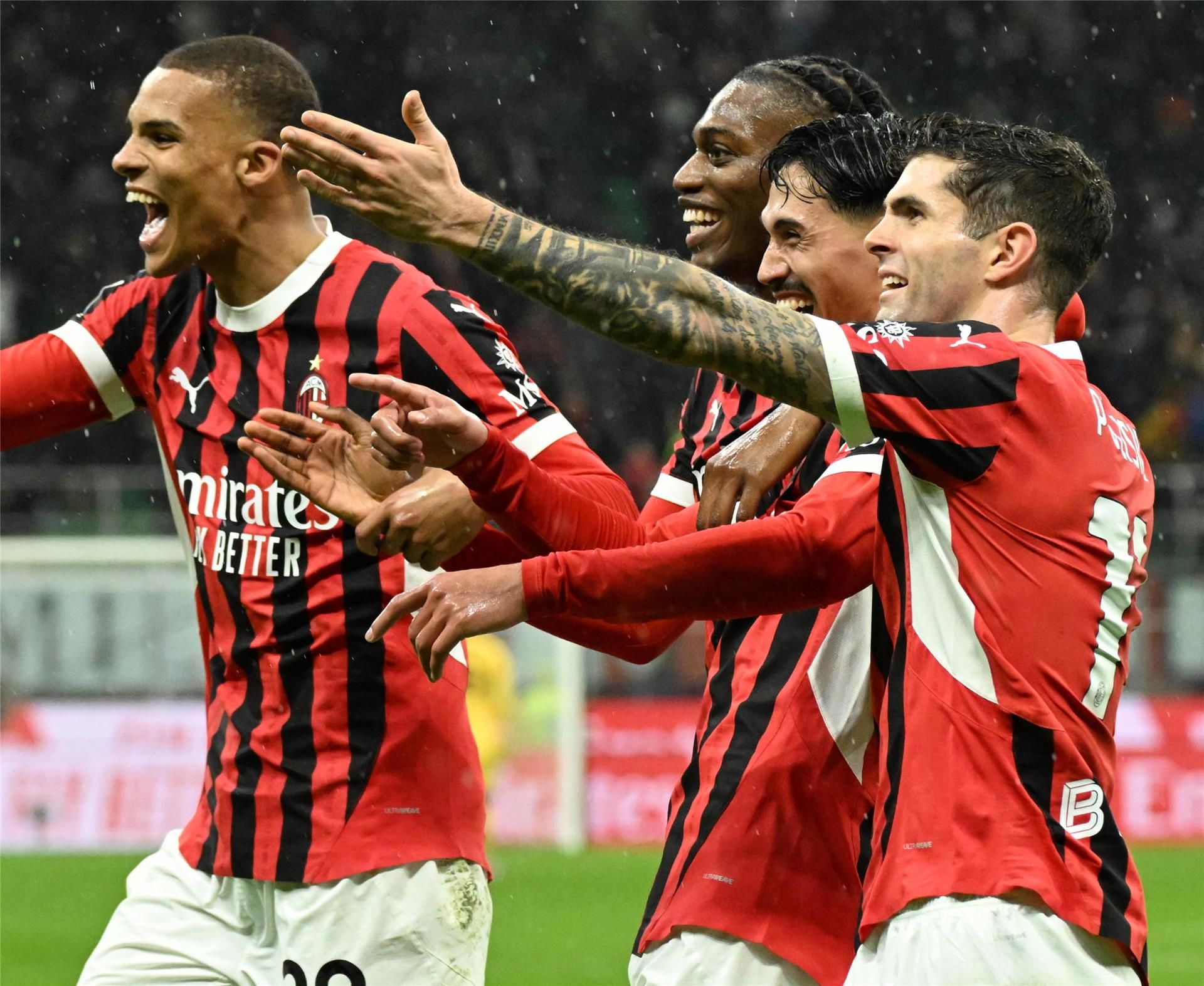 لاعبو ميلان