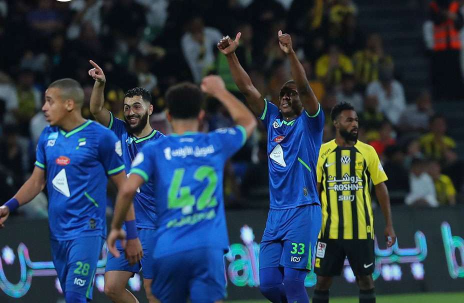 من مباراة الاتحاد والفتح
