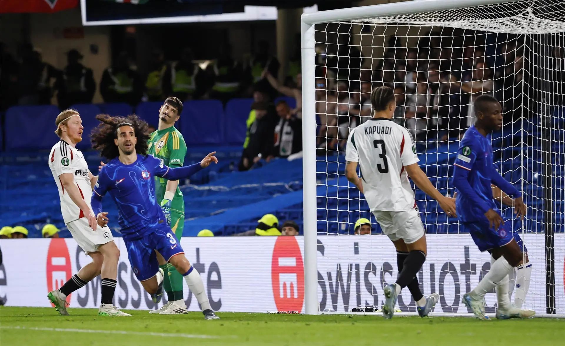 ?i=epa%2fsoccer%2f2025-04%2f2025-04-17%2f2025-04-17-12037652_epa