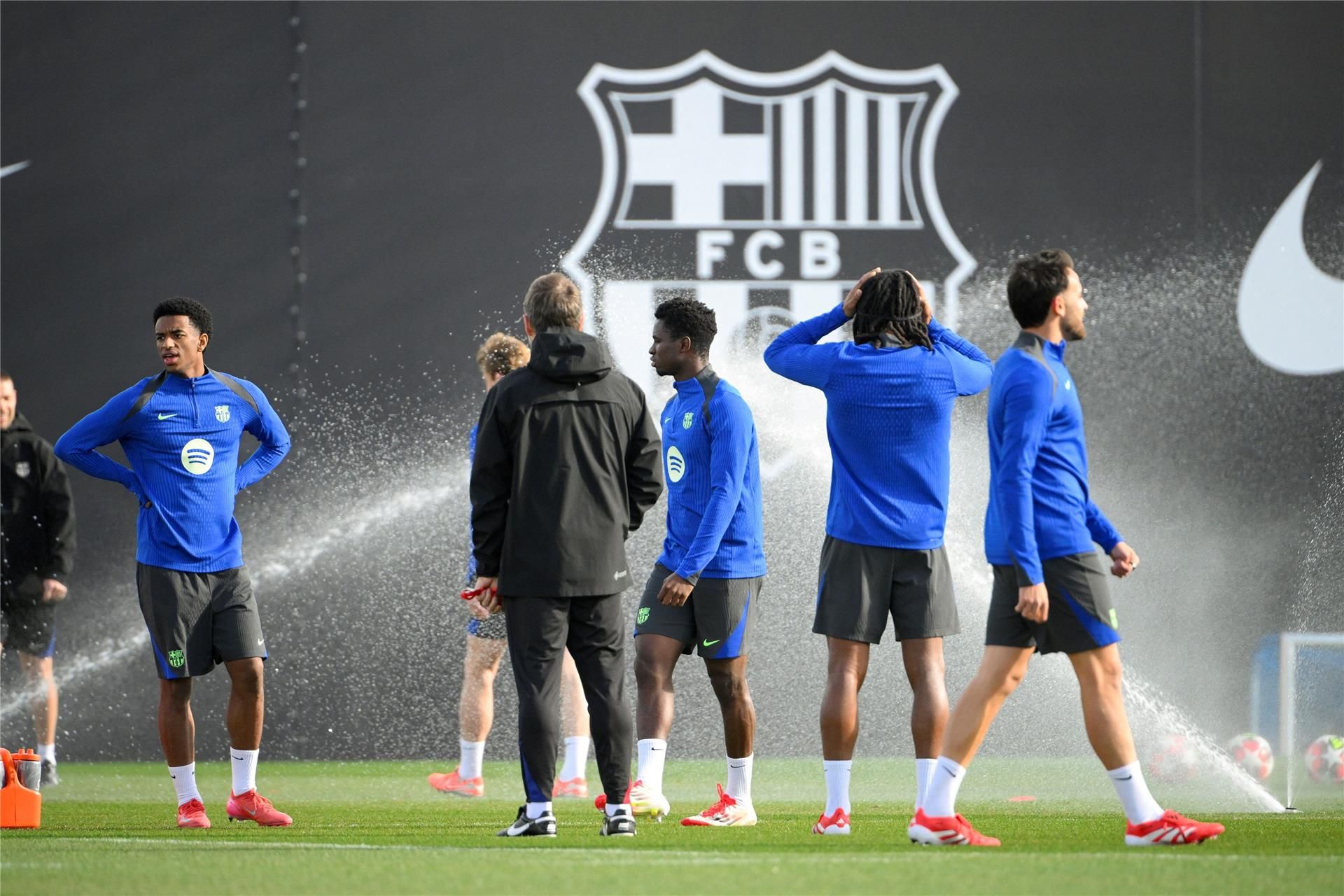 لاعبو برشلونة