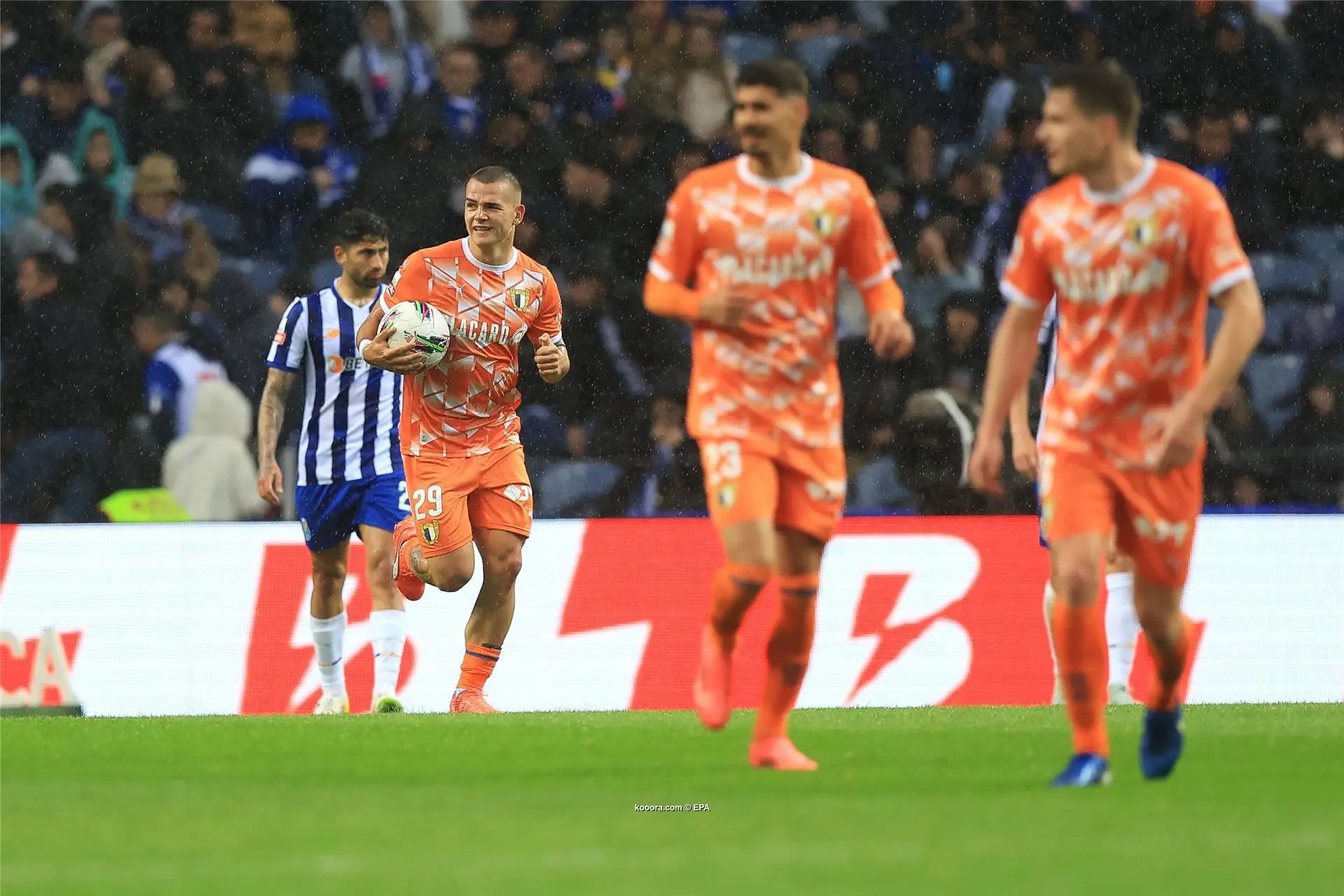 ?i=epa%2fsoccer%2f2025-04%2f2025-04-18%2f2025-04-18-12039780_epa