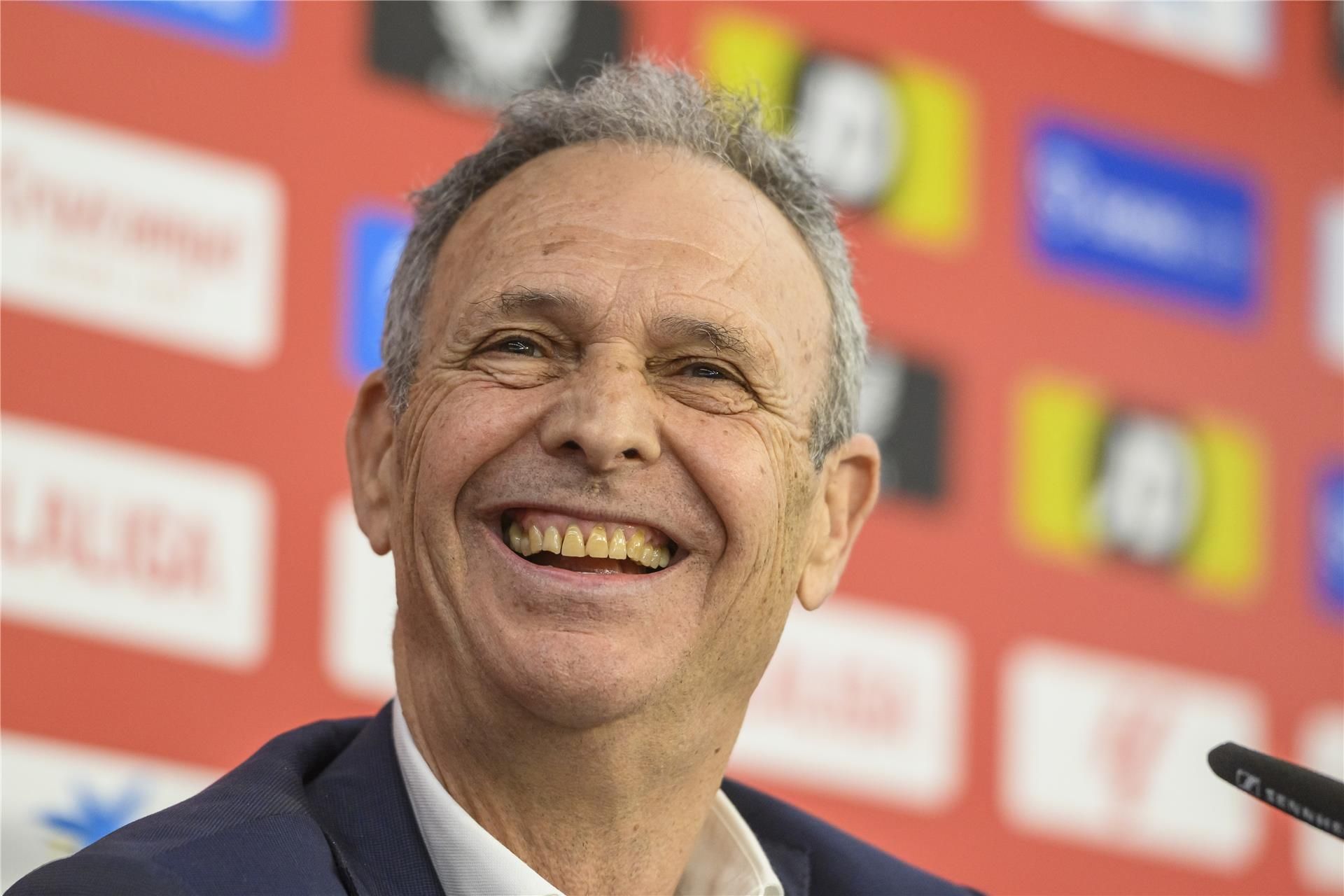 خواكين كاباروس