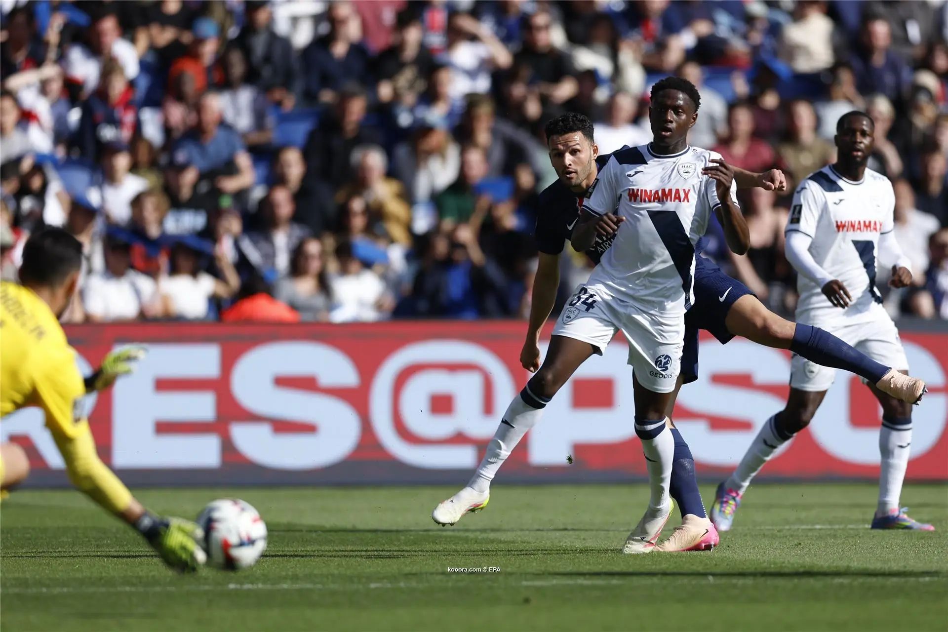 ?i=epa%2fsoccer%2f2025-04%2f2025-04-19%2f2025-04-19-12041120_epa